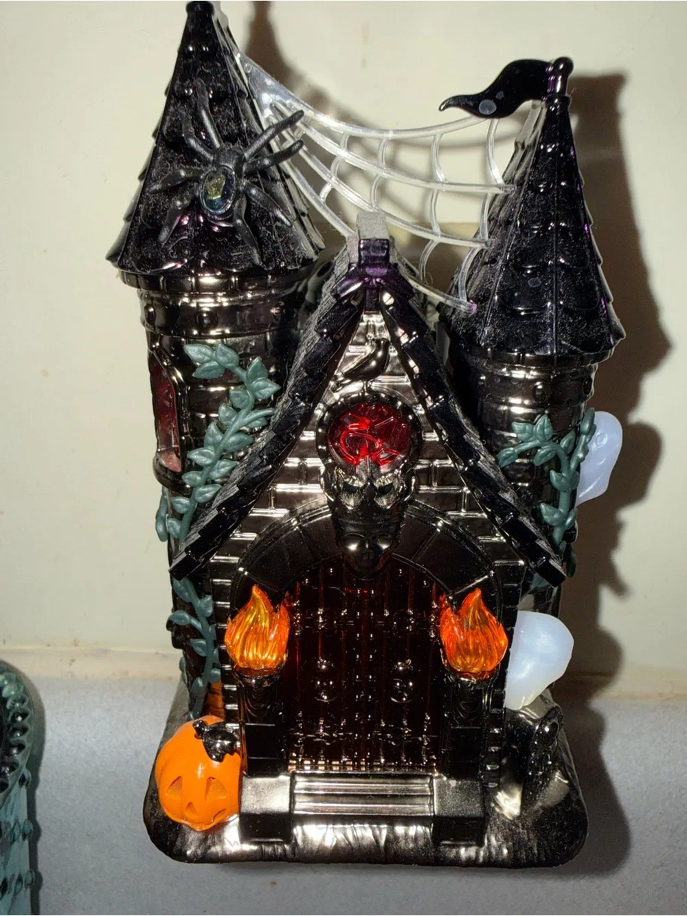 Bath & Body Works Black, Orange & Silver Haunted House wallflower holder - Picture 8 of 10
